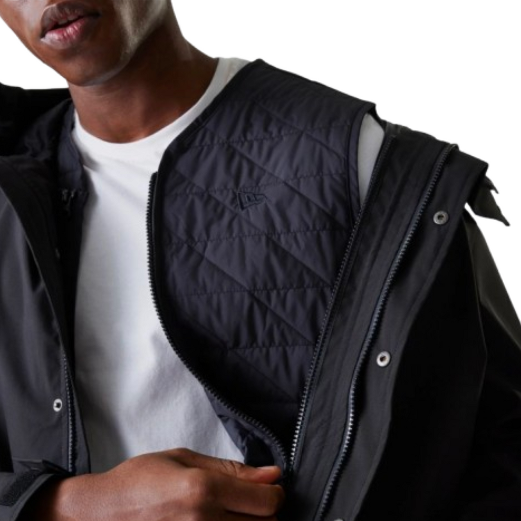 New Era Chaqueta Coach Negra
