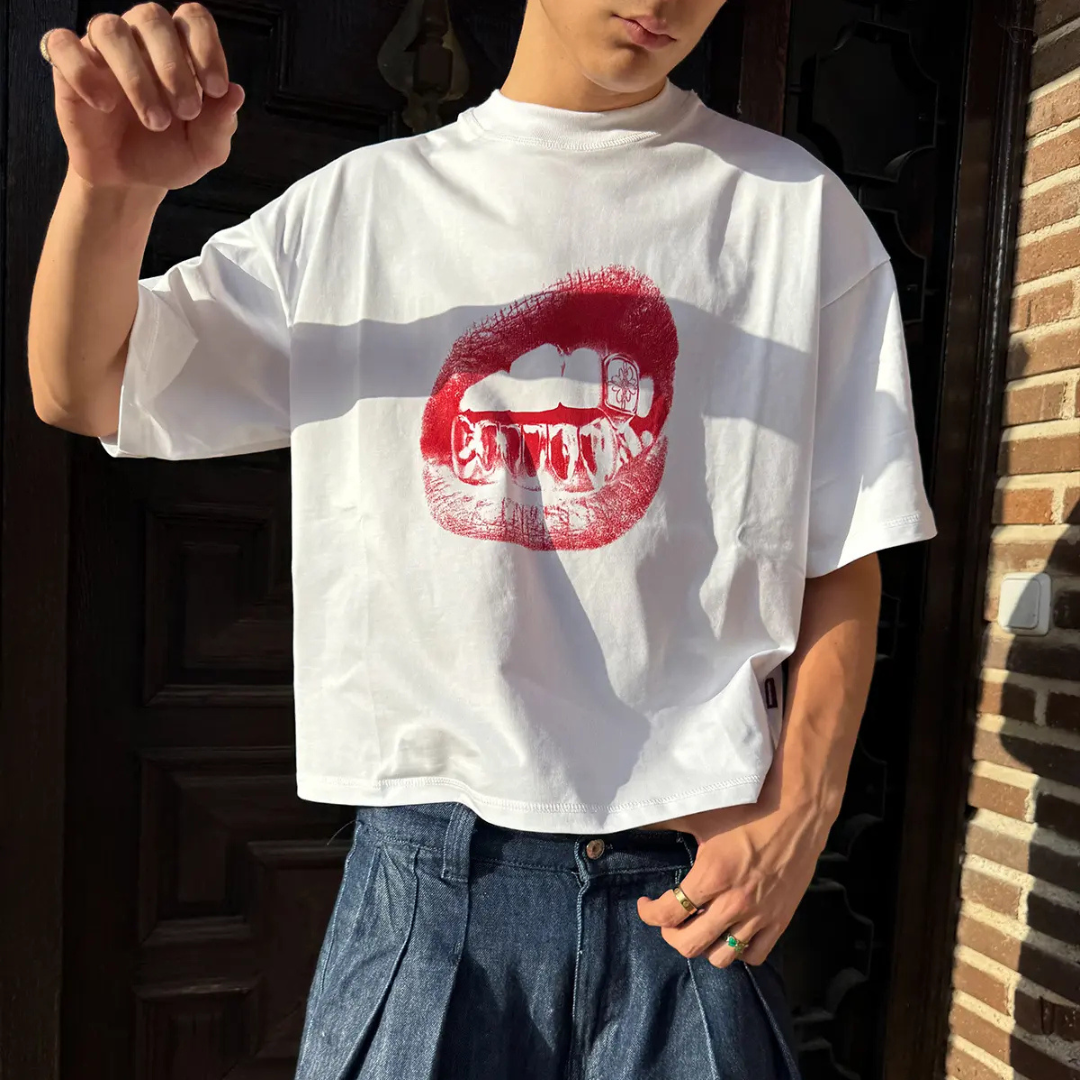 Maison Host Girlzz White Tee