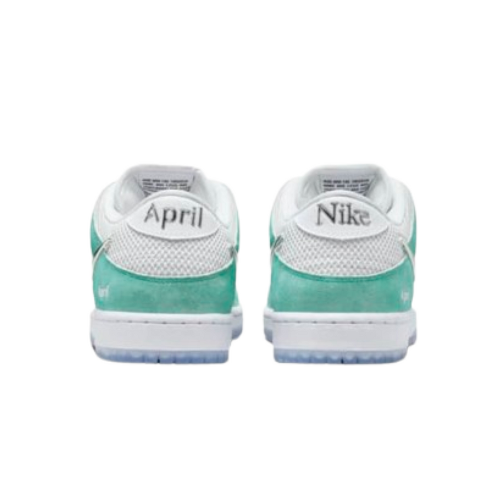 DUNK SB X APRIL SKATEBOARDS