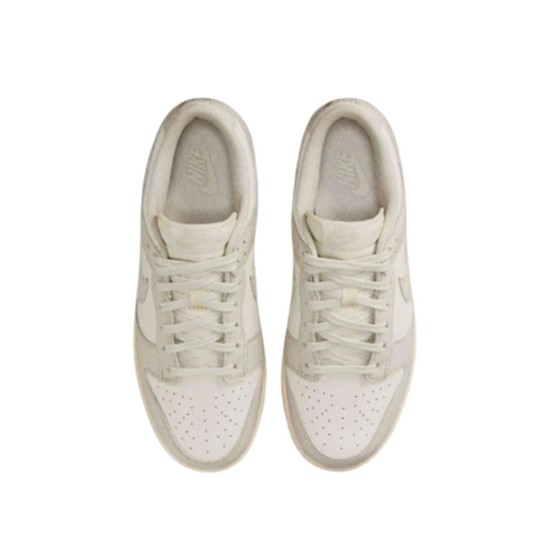 DUNK LOW LIGHT BONE