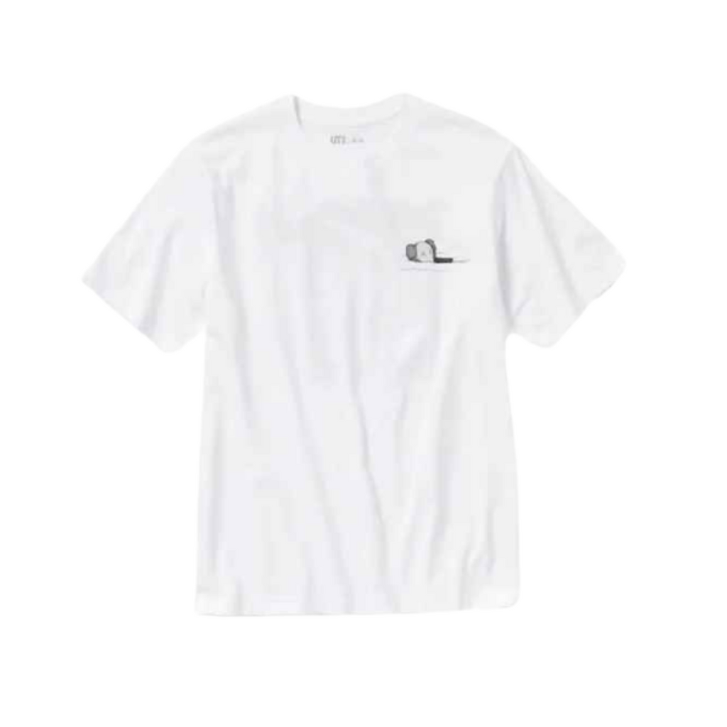 Uniqlo T-Shirt KAWS Artbook Cover
