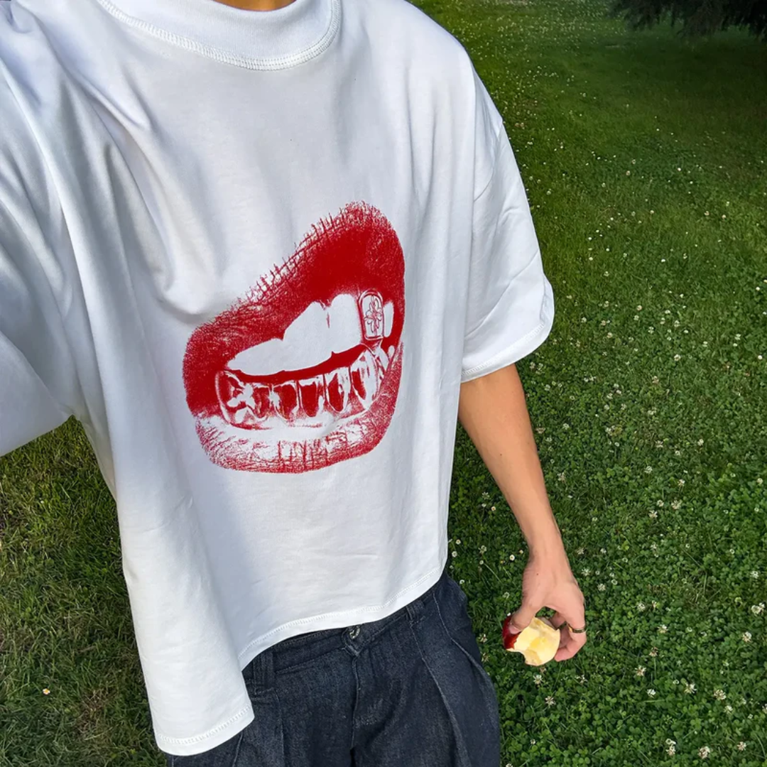 Maison Host Girlzz White Tee