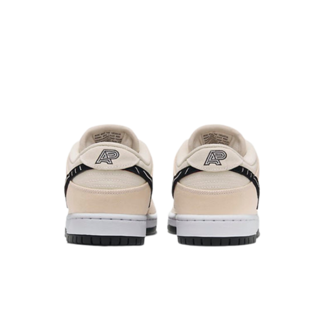 DUNK LOW LOW SB ALBINO & PRETO