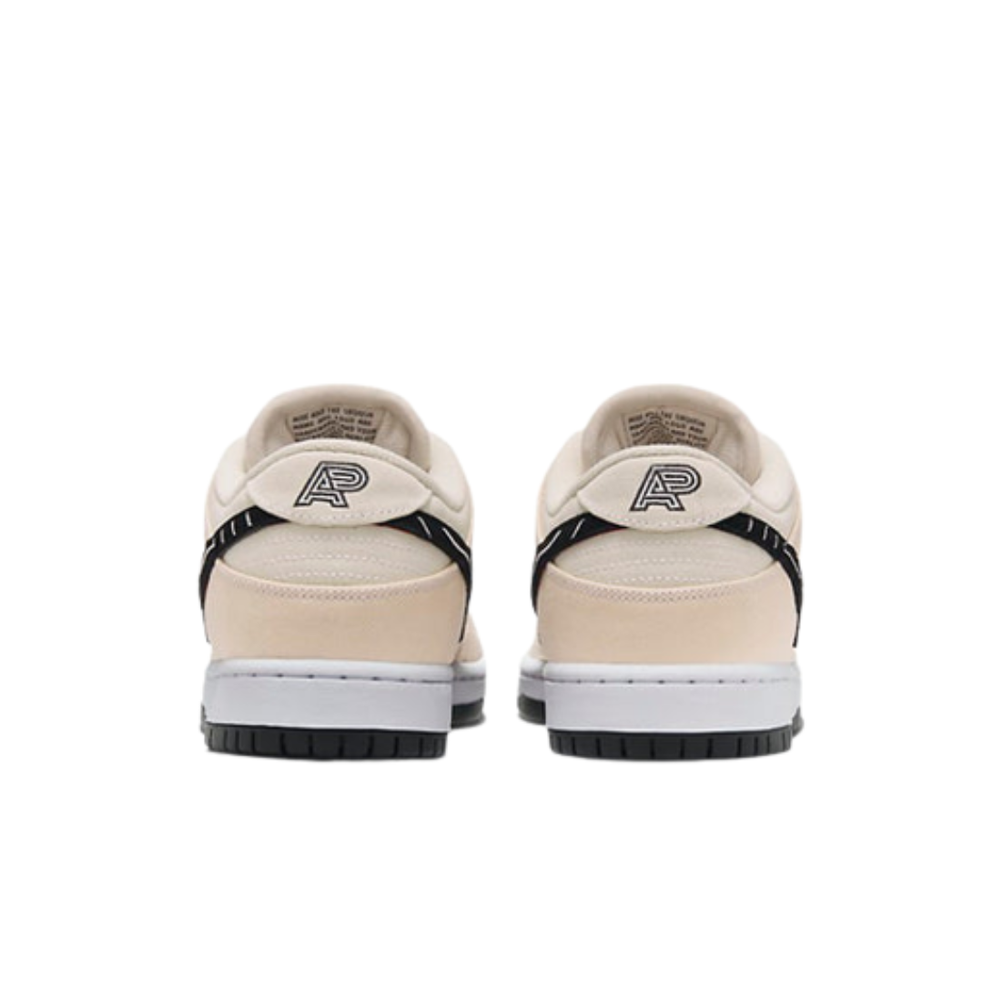 DUNK LOW LOW SB ALBINO & PRETO