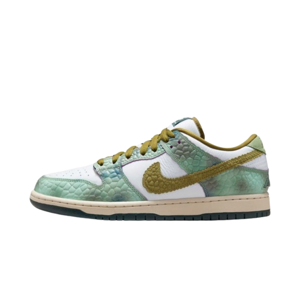 Nike Dunk Low SB x Alexis Sablone Chameleon