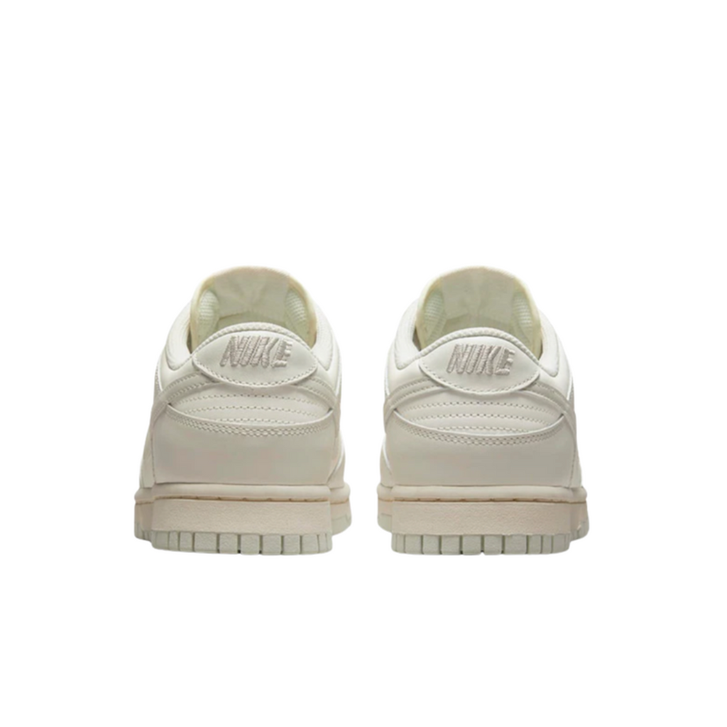 DUNK LOW LIGHT BONE