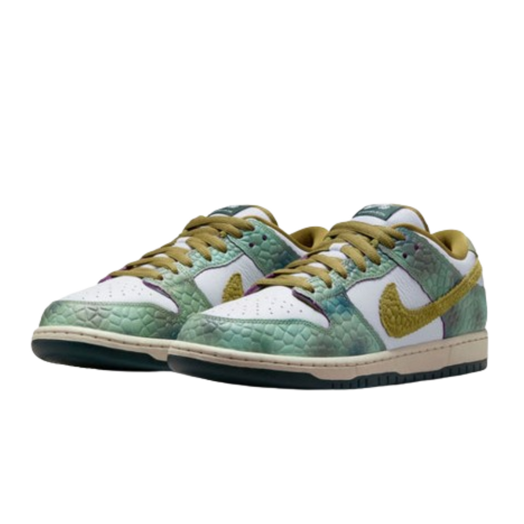 Nike Dunk Low SB x Alexis Sablone Chameleon