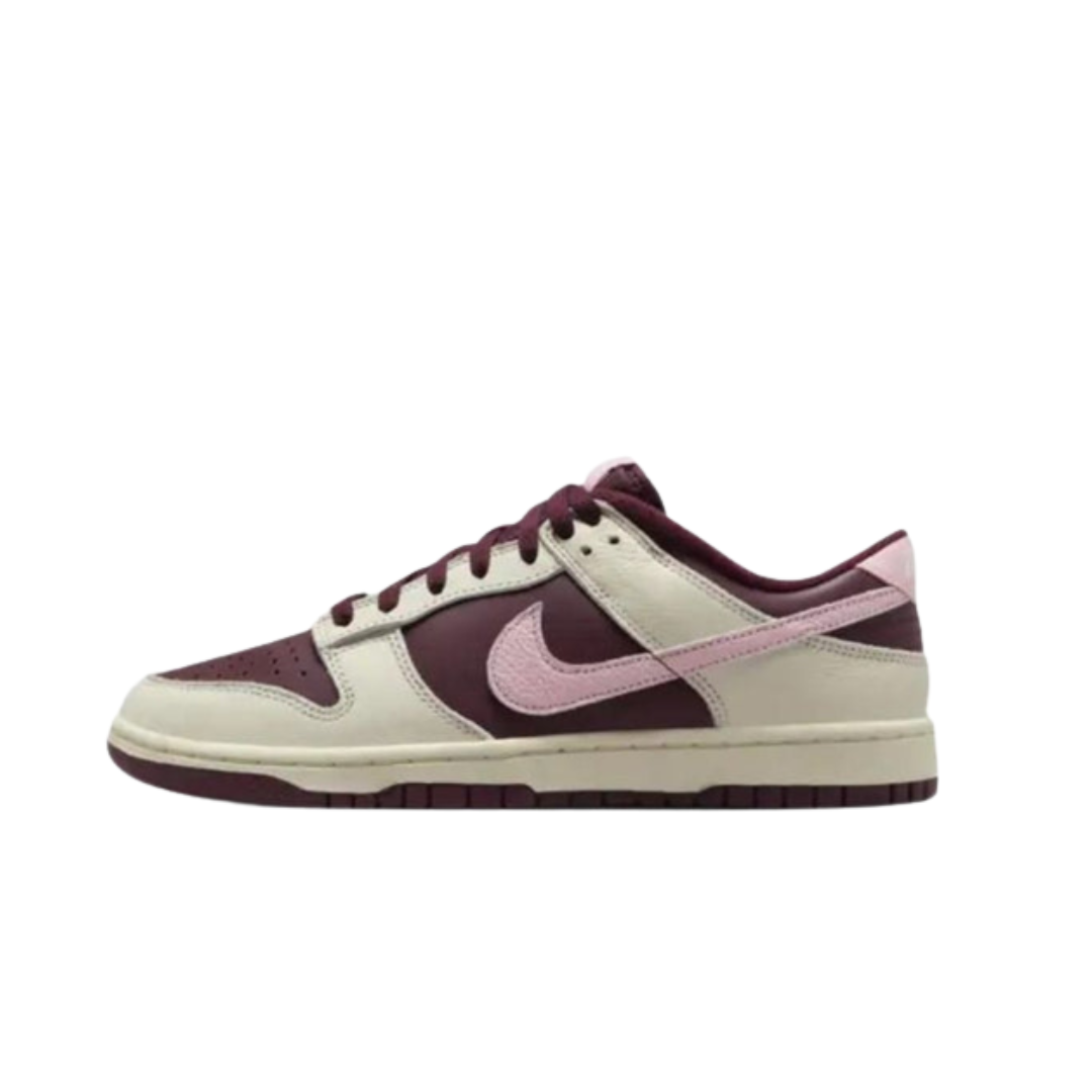 DUNK LOW SAN VALENTIN 2023