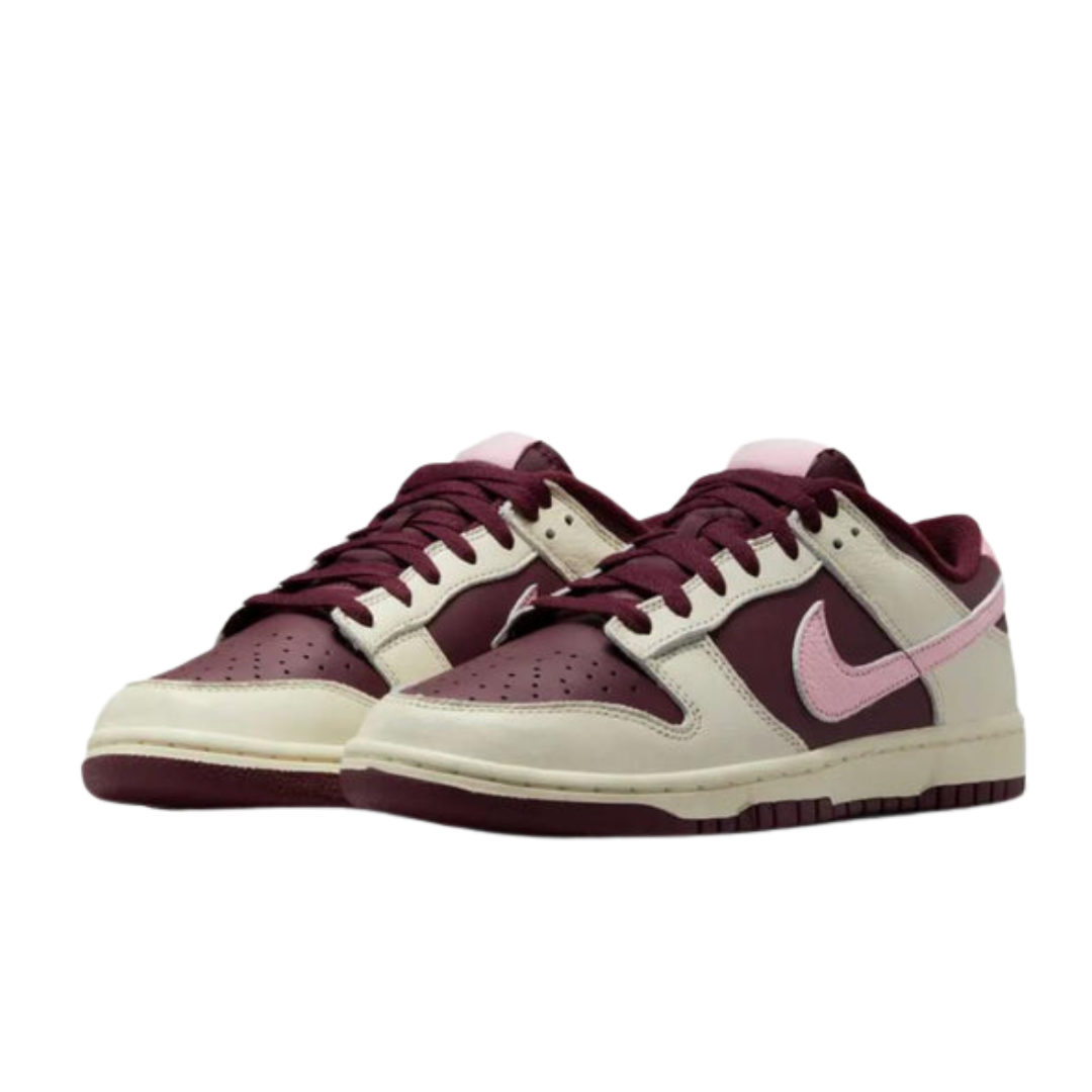 DUNK LOW SAN VALENTIN 2023