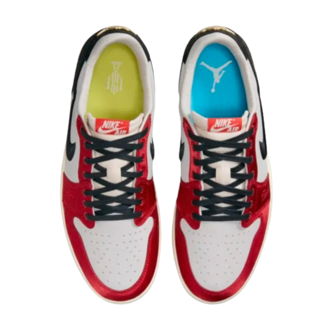 Jordan 1 Low OG SP x Trophy Room Away
