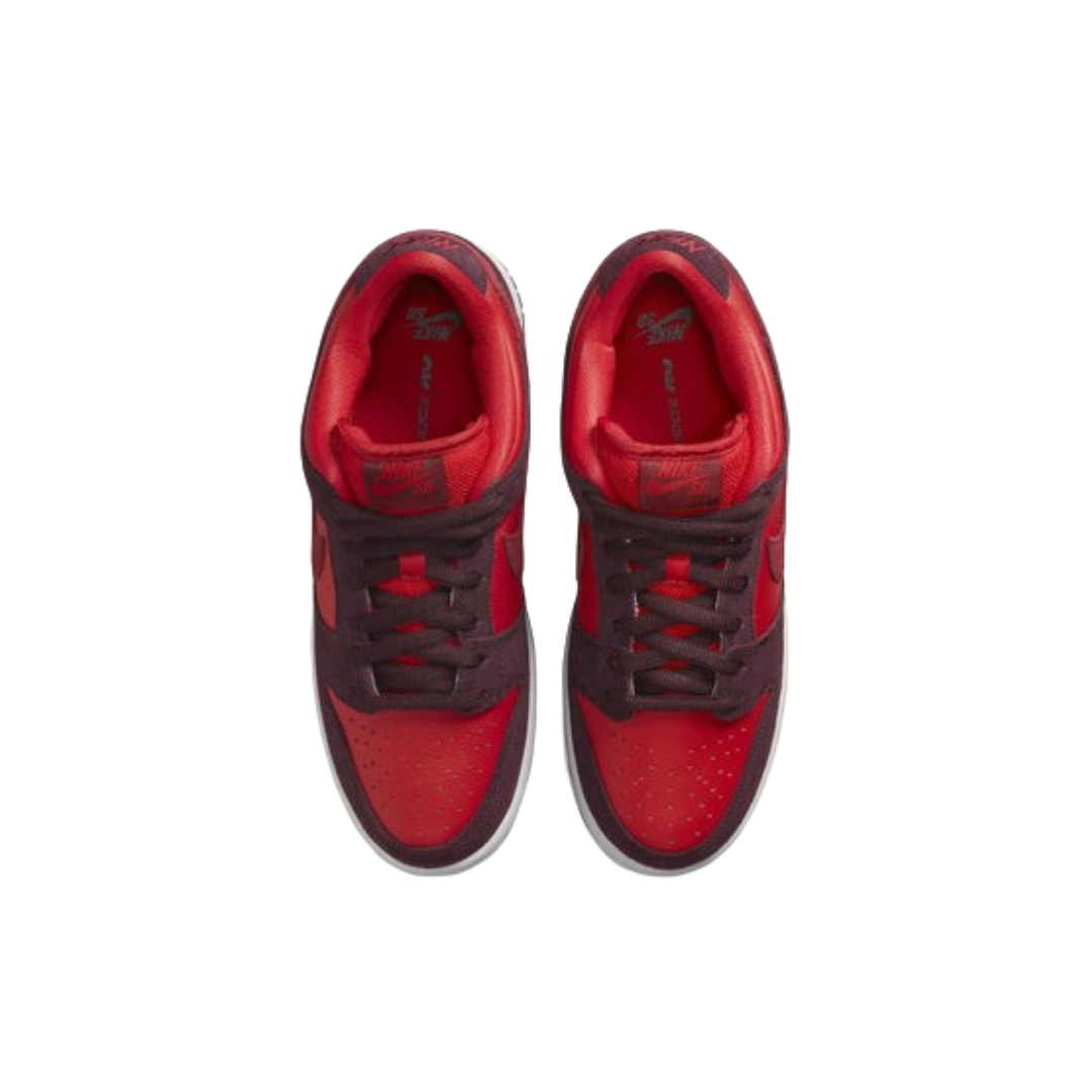 DUNK LOW SB CHERRY