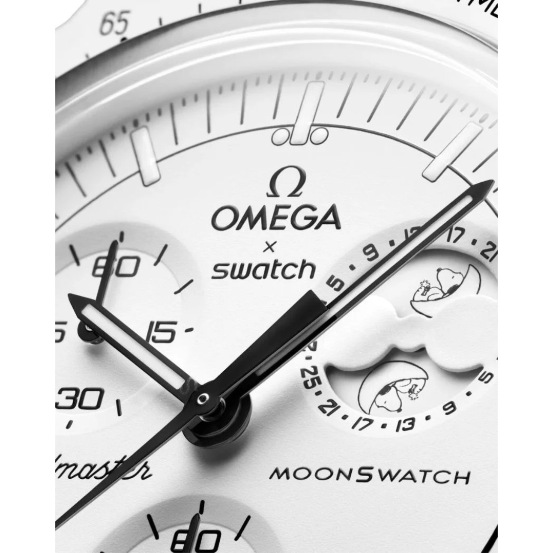Swatch x Omega Bioceramic Moonswatch Mission to the Moonphase Snoopy White