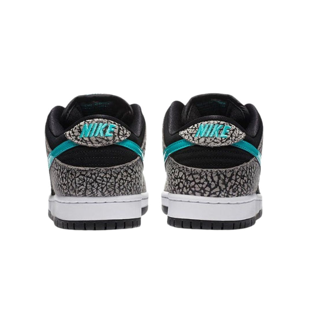 Dunk Low Pro SB Atmos Elephant