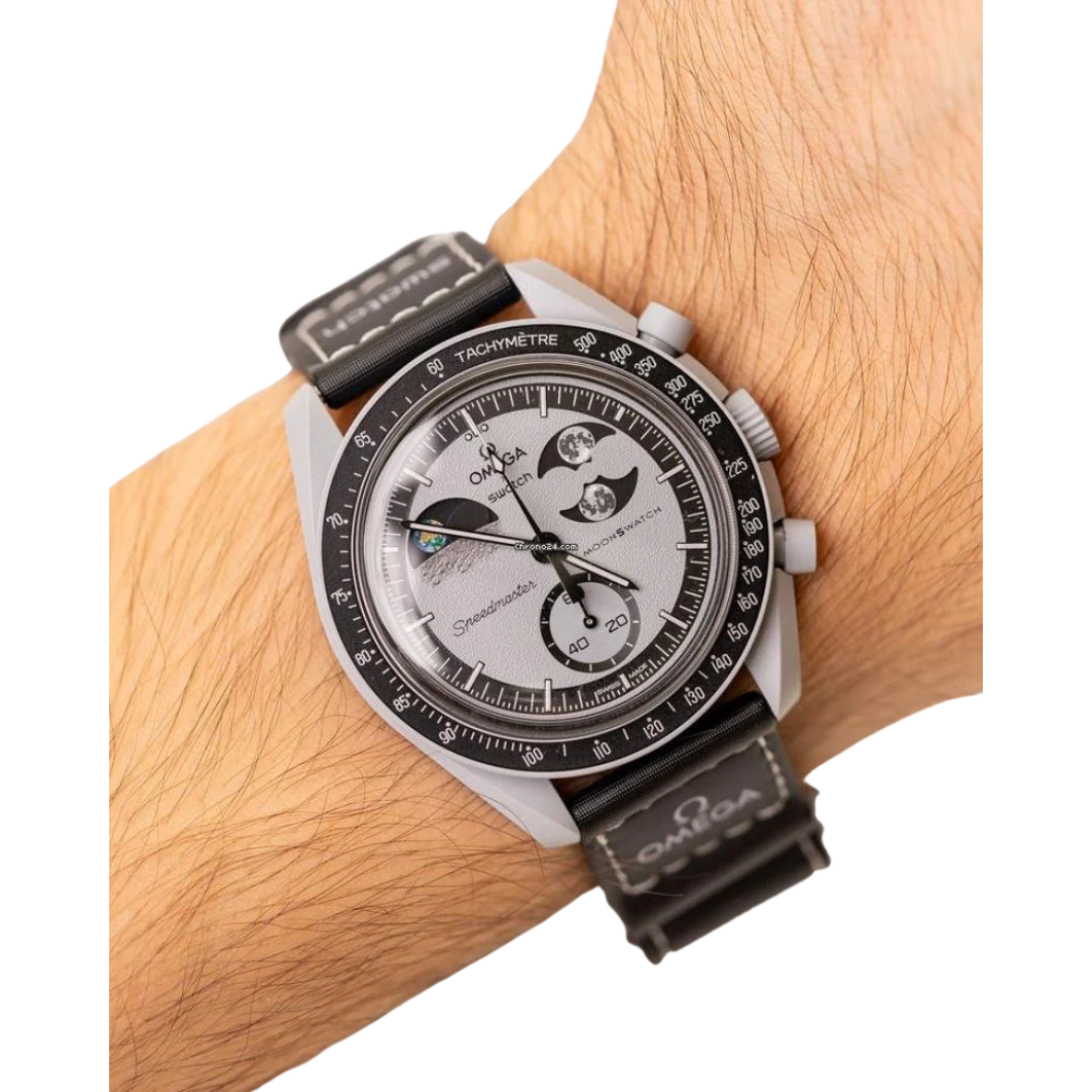 Swatch x Omega Bioceramic Mission to EarthPhase - SO33M700